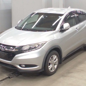 HONDA VEZEL X 4WD 2015  года