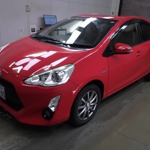 TOYOTA AQUA G 2015 года